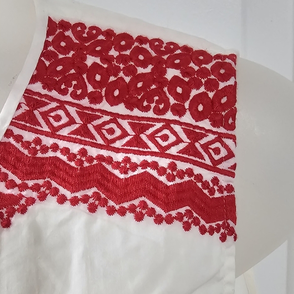 Talbots red and white embroidered top siz3 XL - Picture 2 of 7